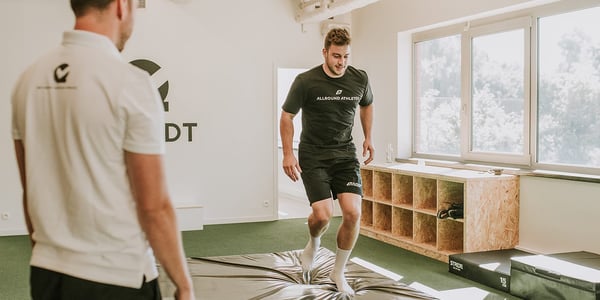 **|** PERSONAL TRAINING